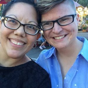 Meet your Posher, Gloria